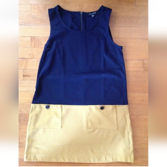 Forever 21 Women's A-Line Dress Blue & Yellow Button Design Size Medium - Picture 5 of 12